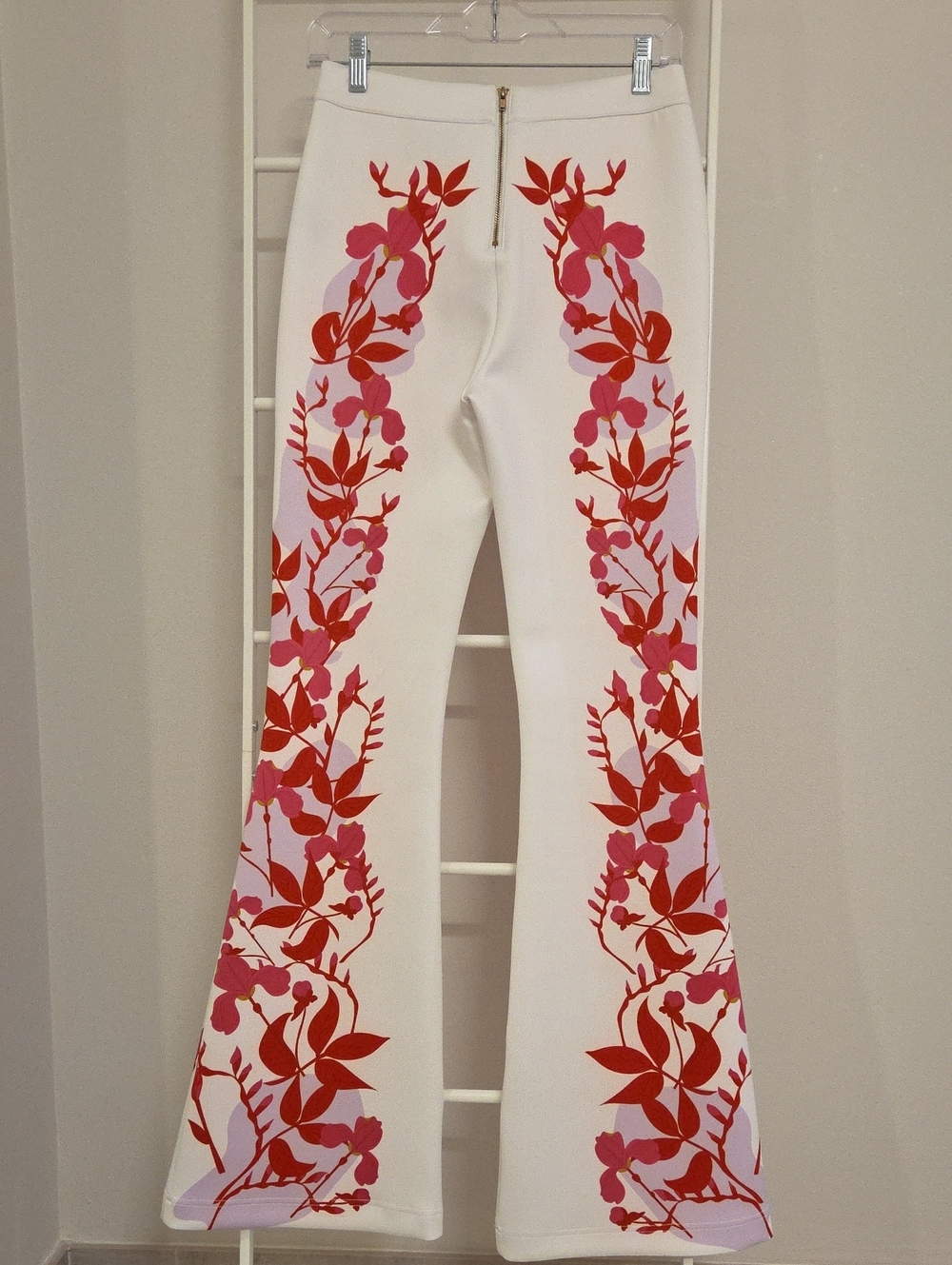 The Cynthia Rowley Bonded Fit and Flare Pant. - Picture 2 of 6